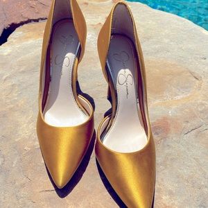 Jessica Simpson Gold Satin Pumps